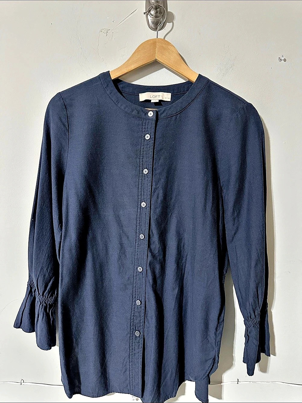 LOFT Petites Women’s SP Navy Blue Button Front Ruffle Sleeve Tunic Blouse